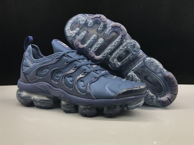 Nike Air VaporMax Plus-14